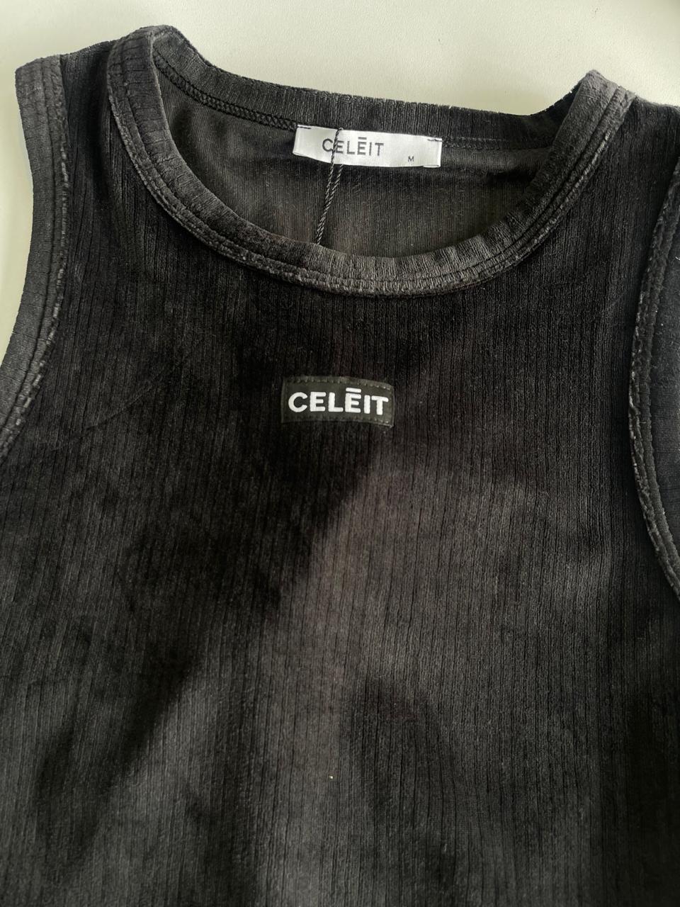 CELEIT LABEL TANK TOP BLACK