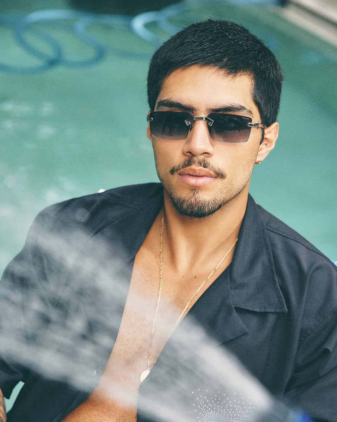 CHROME GUN GREY SUNGLASSES Y/OUT