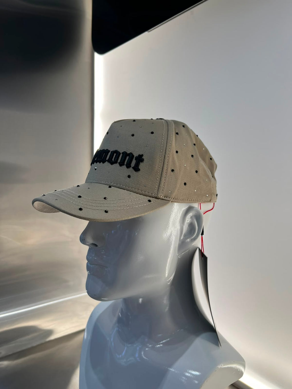 CAP PREGIONE BEIGE CLEMONT