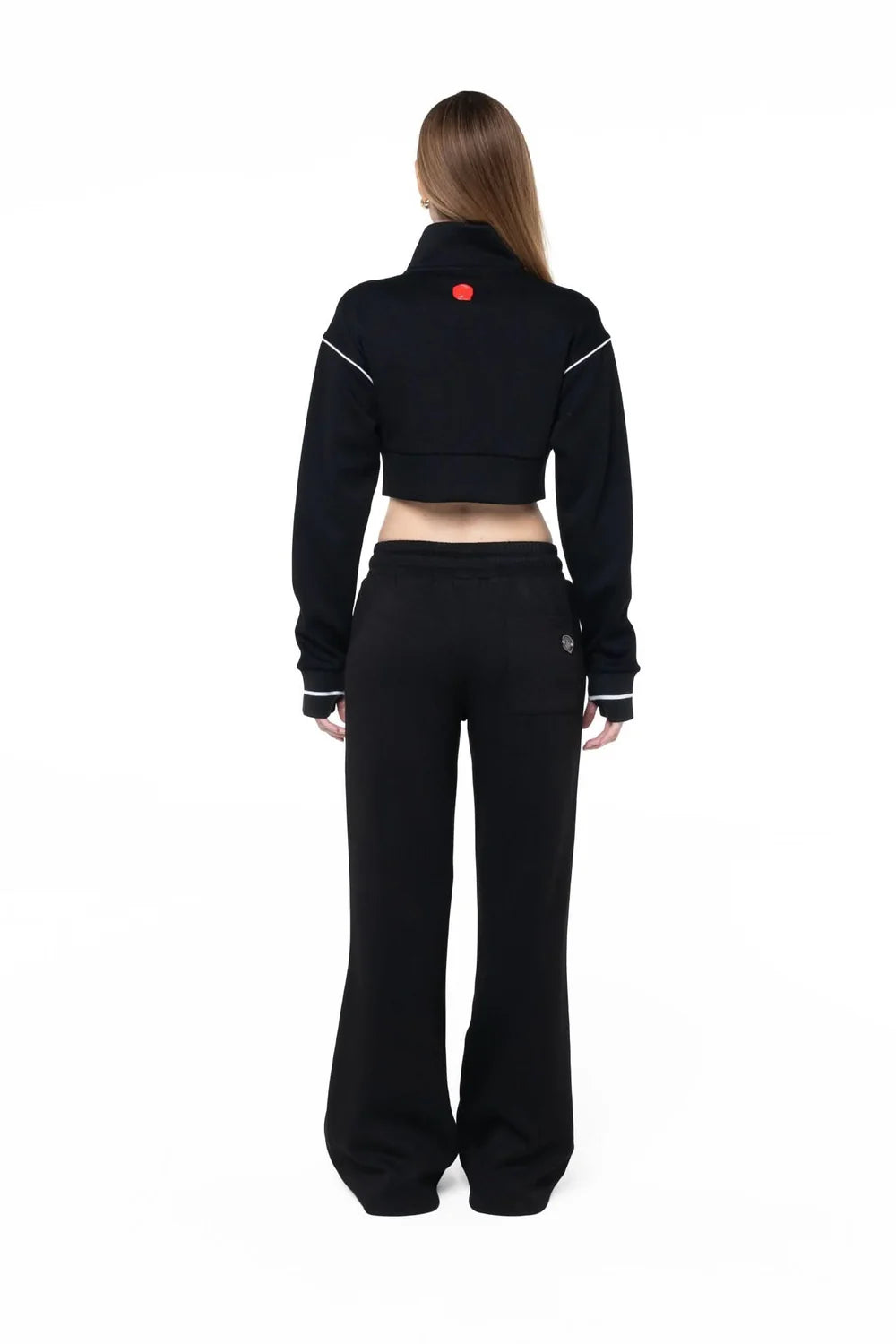 SWEATER CROPPED MUJER BREZZA NEGRO CLEMOMT